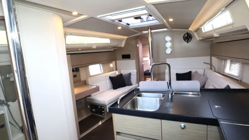 Wisp Yacht Photos Pics 