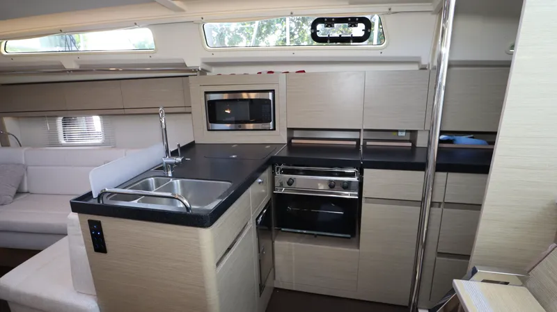 Wisp Yacht Photos Pics 