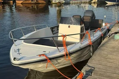 1989 Boston Whaler Rover Marine Fishing Rover