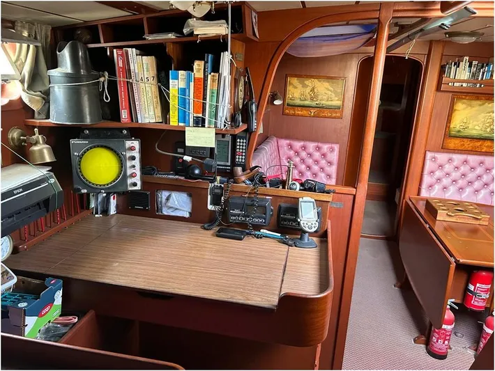 Queen Anne Yacht Photos Pics Hallberg Rassy 49