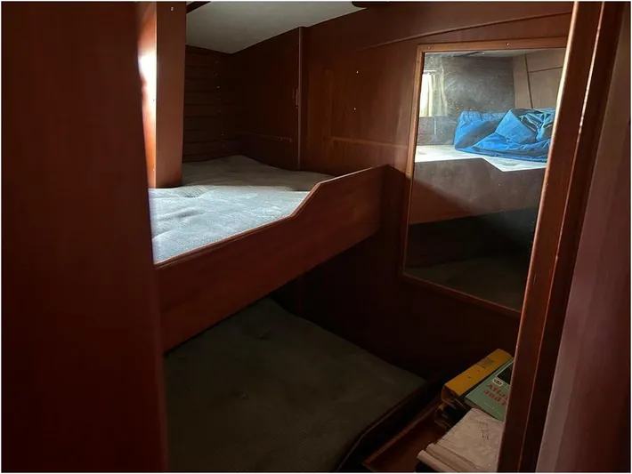 Queen Anne Yacht Photos Pics Hallberg Rassy 49