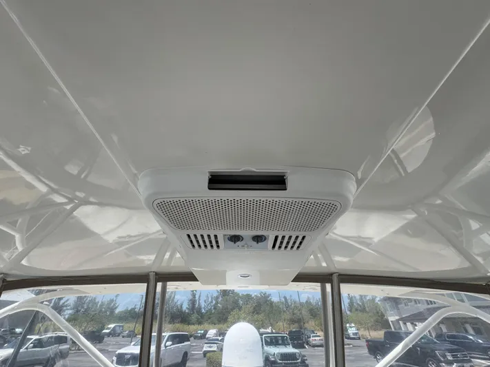 Moe-tour-inn Yacht Photos Pics 22 2004 Silverton 43 Flybridge