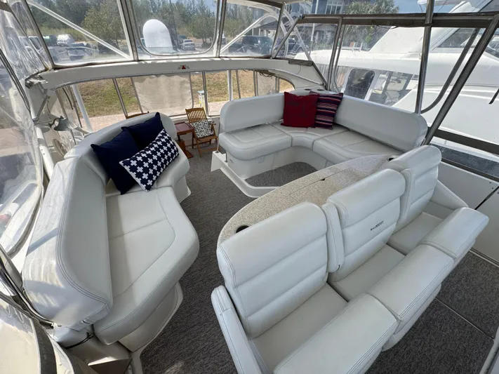 Moe-tour-inn Yacht Photos Pics 23 2004 Silverton Flybridge