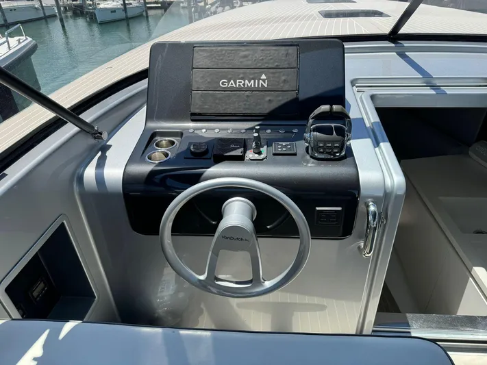 En Route Yacht Photos Pics 