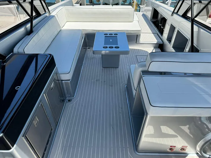 En Route Yacht Photos Pics 