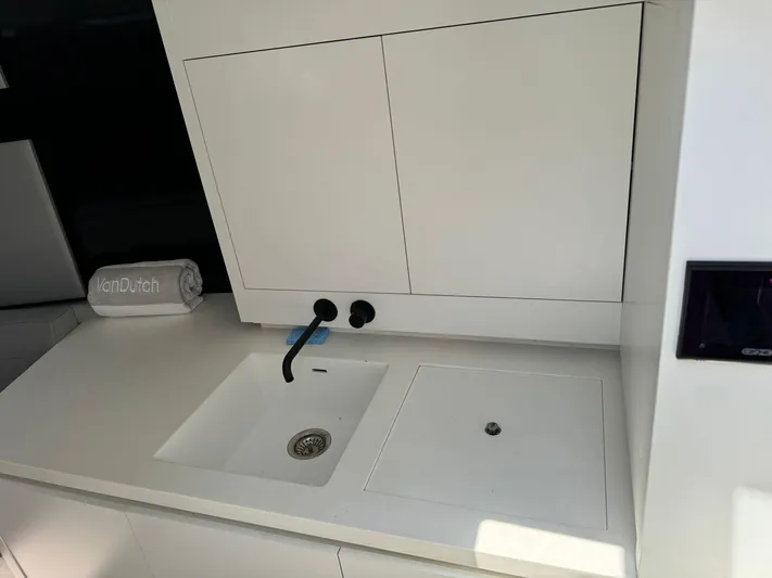 En Route Yacht Photos Pics 