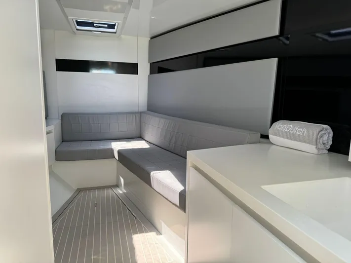 En Route Yacht Photos Pics 