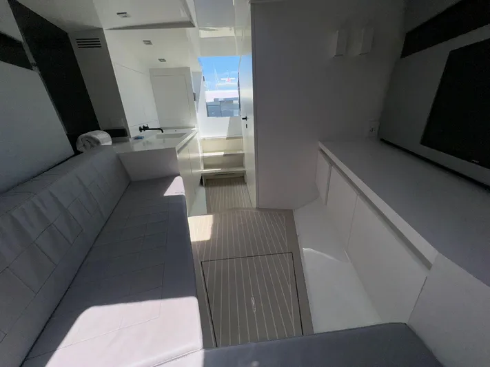 En Route Yacht Photos Pics 