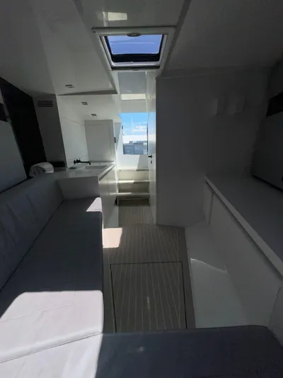 En Route Yacht Photos Pics 