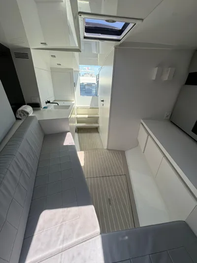 En Route Yacht Photos Pics 