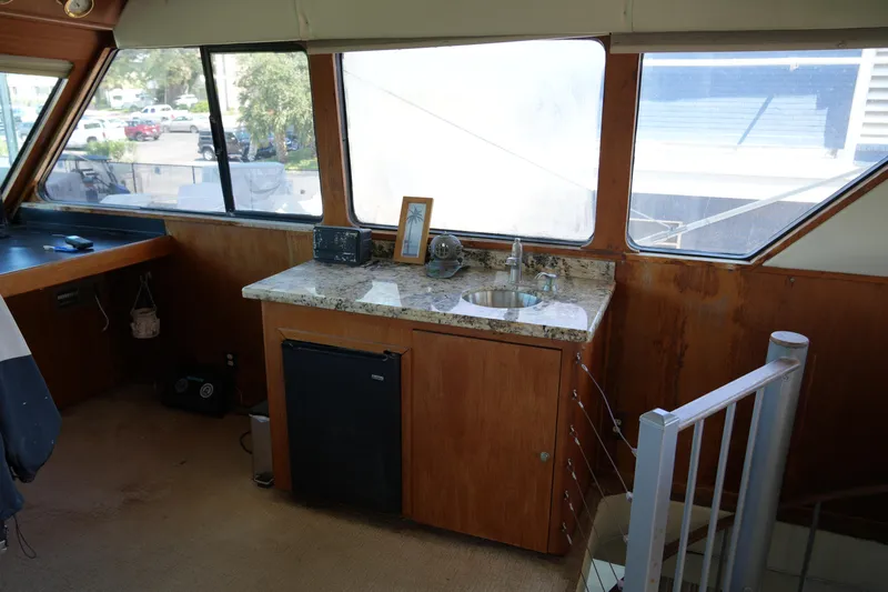 Lone Palm Yacht Photos Pics 