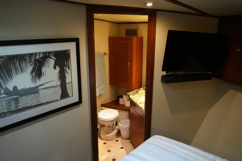 Lone Palm Yacht Photos Pics 