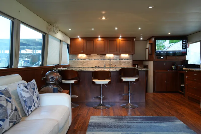 Lone Palm Yacht Photos Pics 