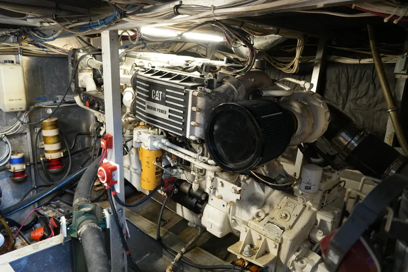 Lone Palm Yacht Photos Pics 