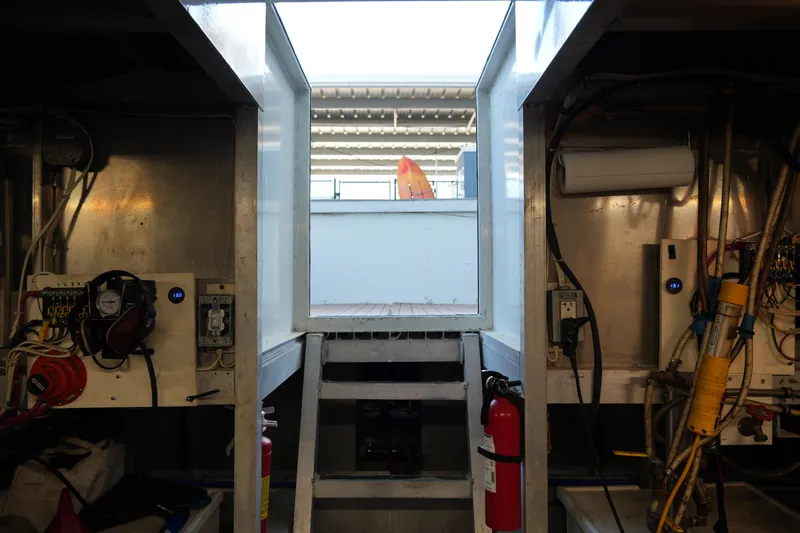 Lone Palm Yacht Photos Pics 