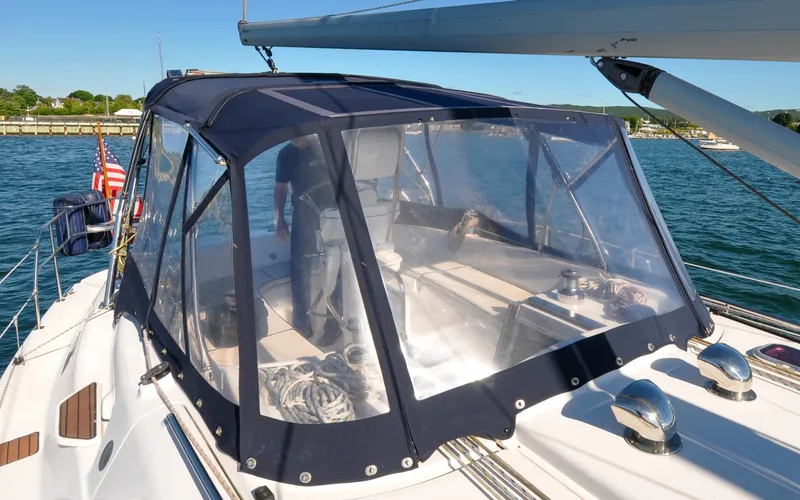 Coralee Yacht Photos Pics Hunter 45CC - Coralee - Dodger