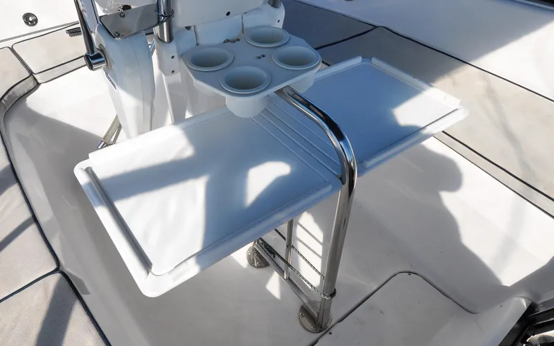 Coralee Yacht Photos Pics Hunter 45CC - Coralee - Cockpit - Table