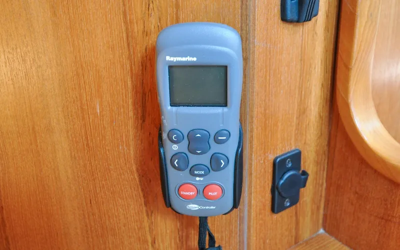 Coralee Yacht Photos Pics Hunter 45CC - Coralee - Navigation Station - Remote Autopilot