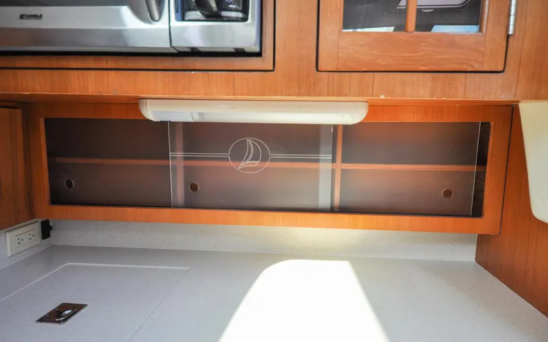 Coralee Yacht Photos Pics Hunter 45CC - Coralee - Galley - Storage