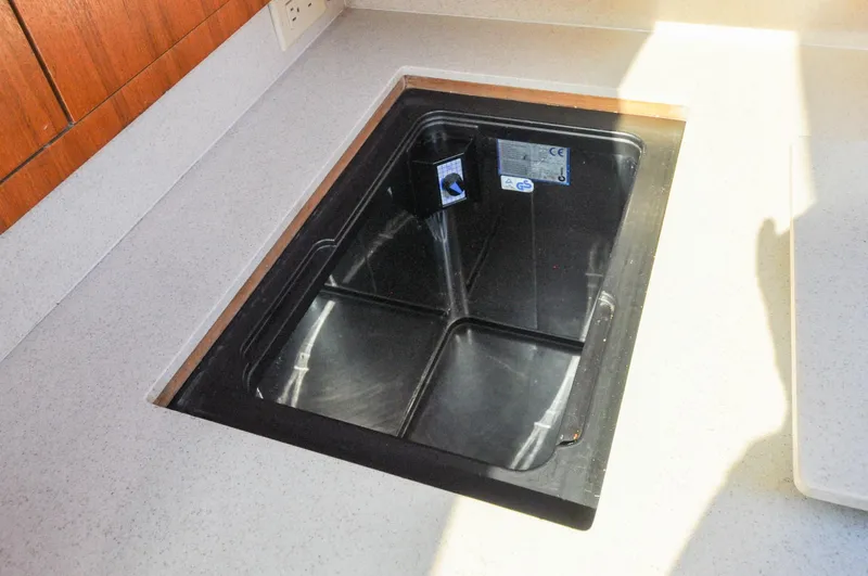 Coralee Yacht Photos Pics Hunter 45CC - Coralee - Galley - Countertop Fridge/Freezer