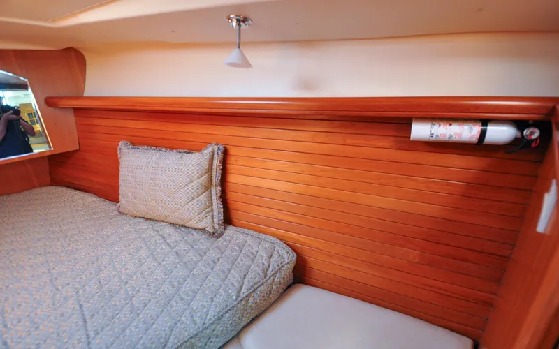 Coralee Yacht Photos Pics Hunter 45CC - Coralee - Forward Cabin