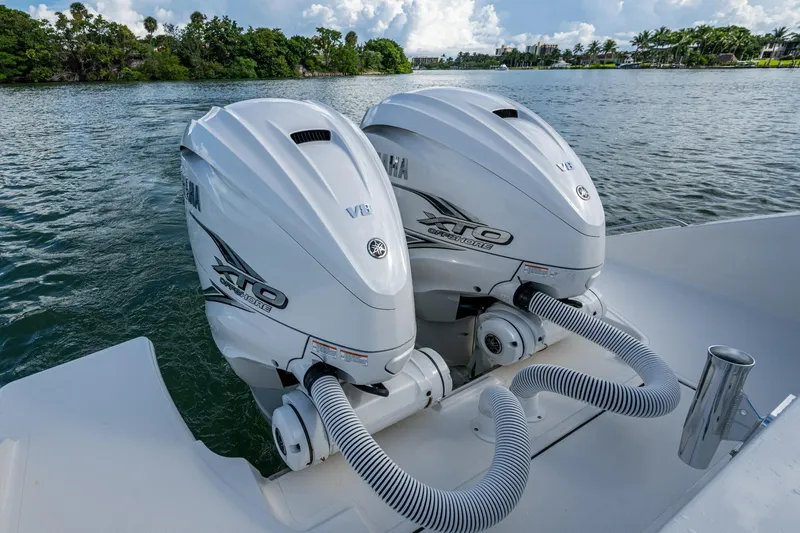 Island Girl II Yacht Photos Pics Twin Yamaha V8 outboard engines on a 2023 Pursuit S 358 Sport boat.