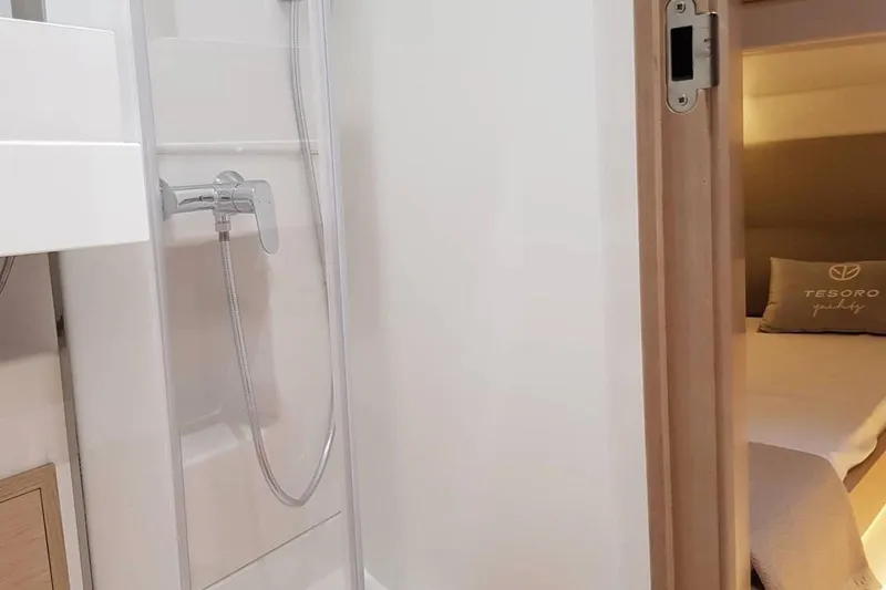  Yacht Photos Pics Modern Tesoro T38 shower and cozy bedroom, 2023 model.