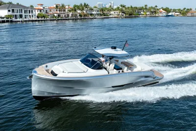 Solaris Power 44 Open