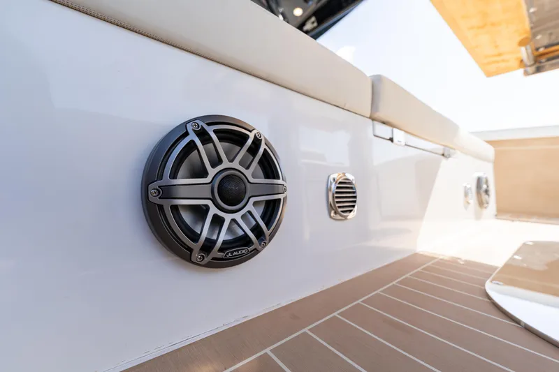  Yacht Photos Pics Speaker system on Solaris Power 44 Open yacht, 2025 model, with sleek deck design.