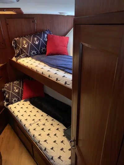 Safe Havens Yacht Photos Pics 