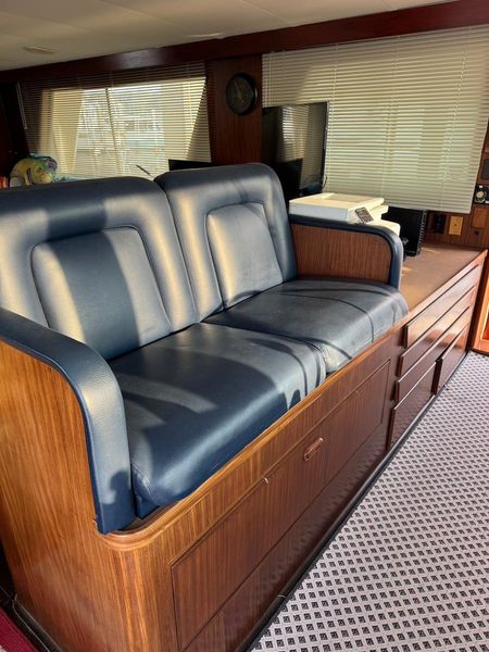 1985 Hatteras 58' S 2