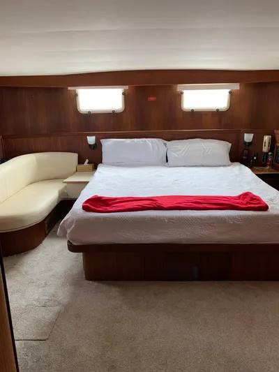 Safe Havens Yacht Photos Pics 