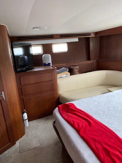 Safe Havens Yacht Photos Pics 