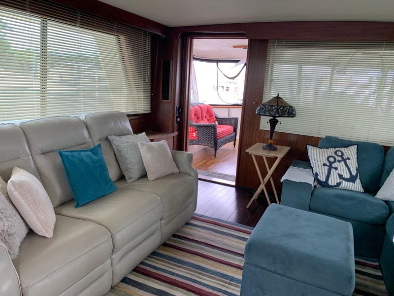 1985 Hatteras 58' S 2