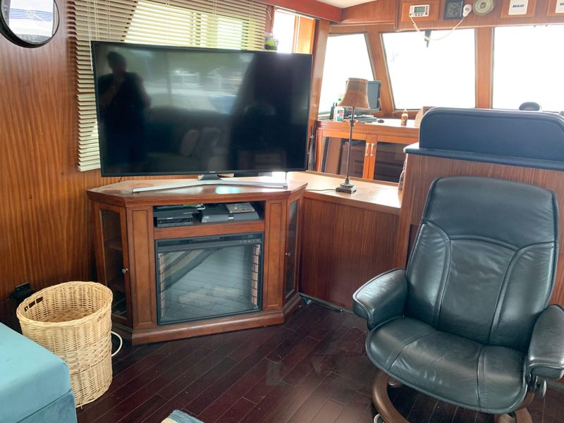 1985 Hatteras 58' S 2