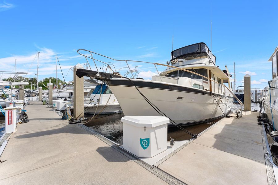 1985 Hatteras 58' S 2