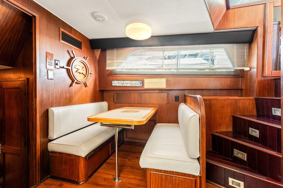 1985 Hatteras 58' S 2