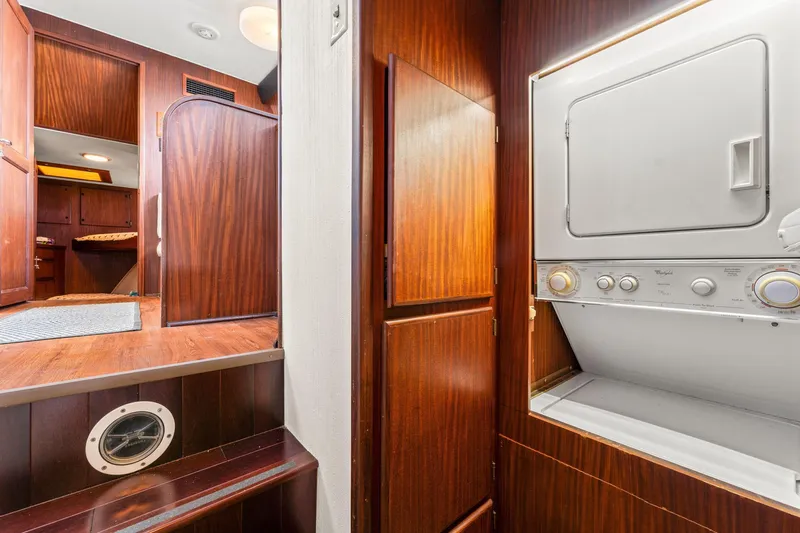 Safe Havens Yacht Photos Pics 