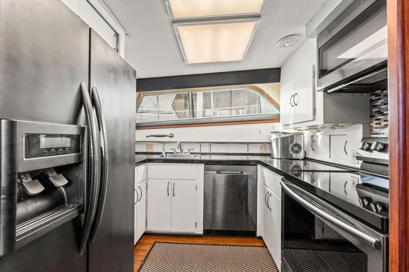 Safe Havens Yacht Photos Pics 