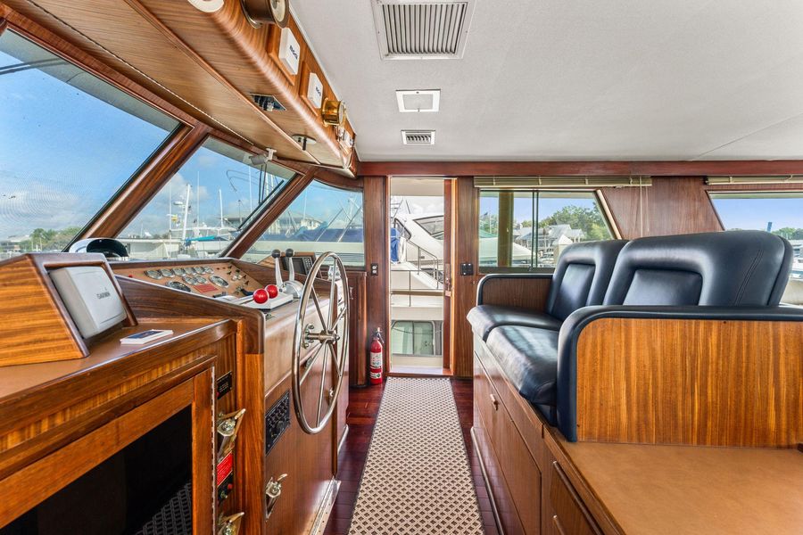 1985 Hatteras 58' S 2