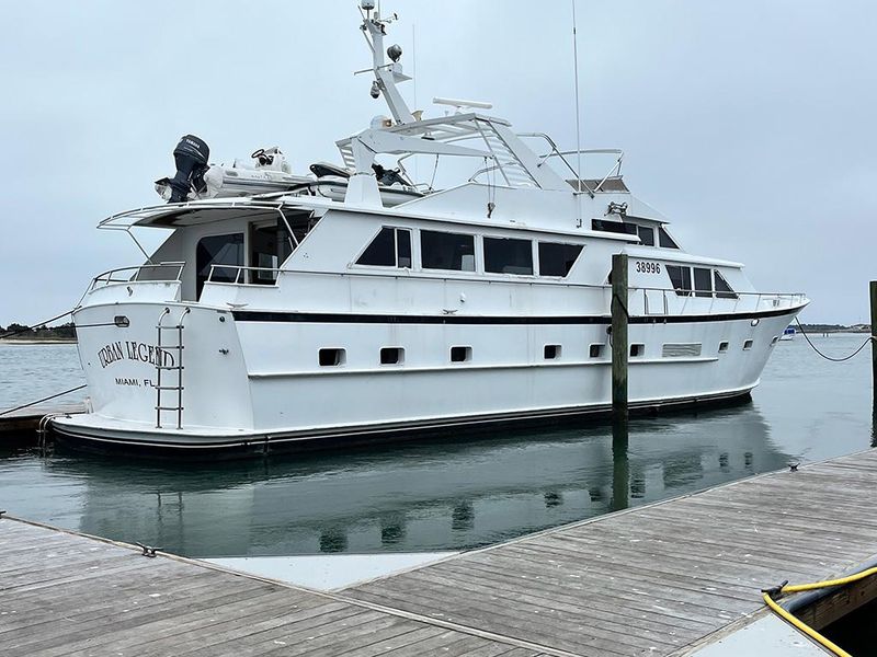 1987 Broward Raised Pilothouse