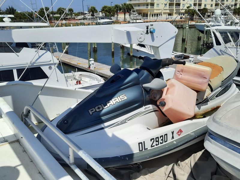 1987 Broward Raised Pilothouse