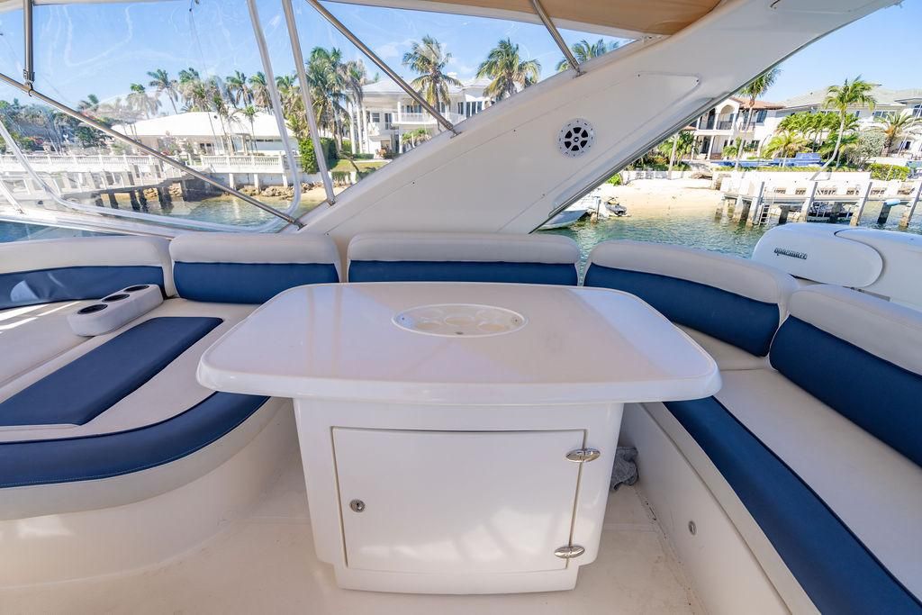 2010 Azimut 62 