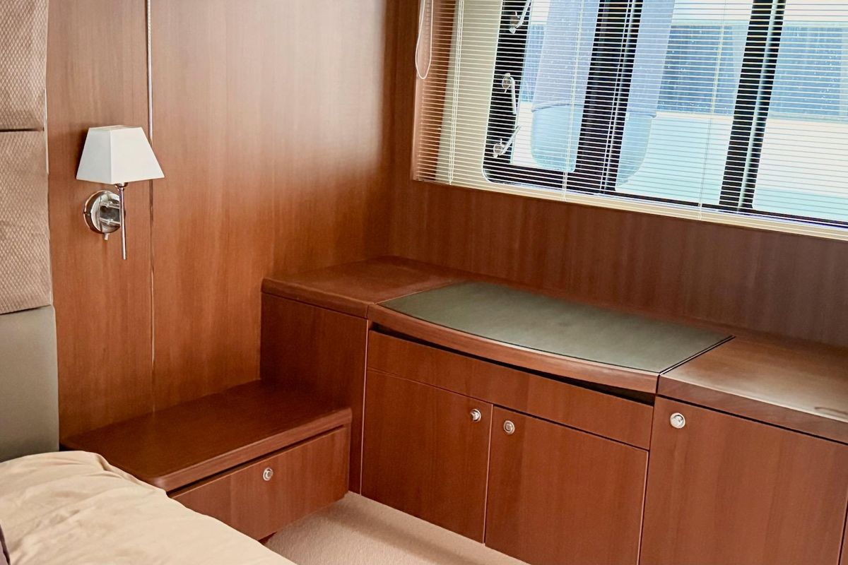 2011 Princess 58 