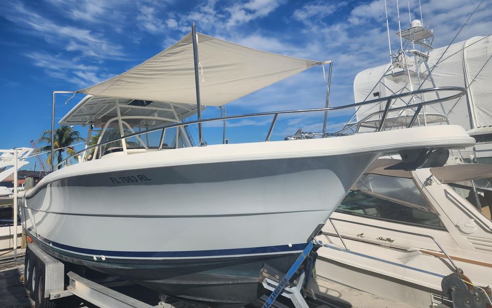 2002 Pursuit 3070 Center Console