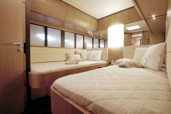  Yacht Photos Pics Manufacturer Provided Image