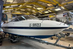 2003 Bayliner 212 Capri Cuddy