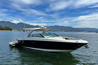 Sea Ray SLX 400