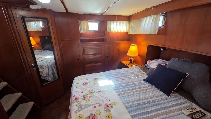 C U Later Yacht Photos Pics 