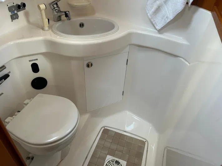 Kells Yacht Photos Pics 